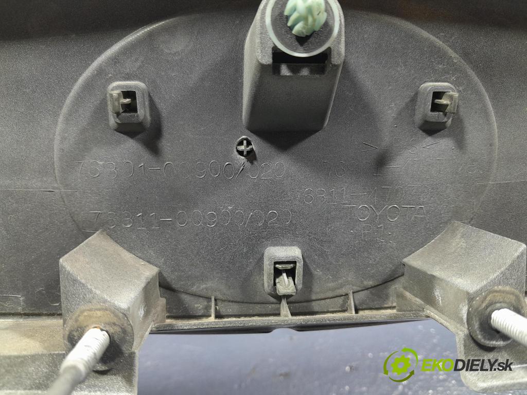 Toyota Prius 2013 zaslepka: zad 76811-47070