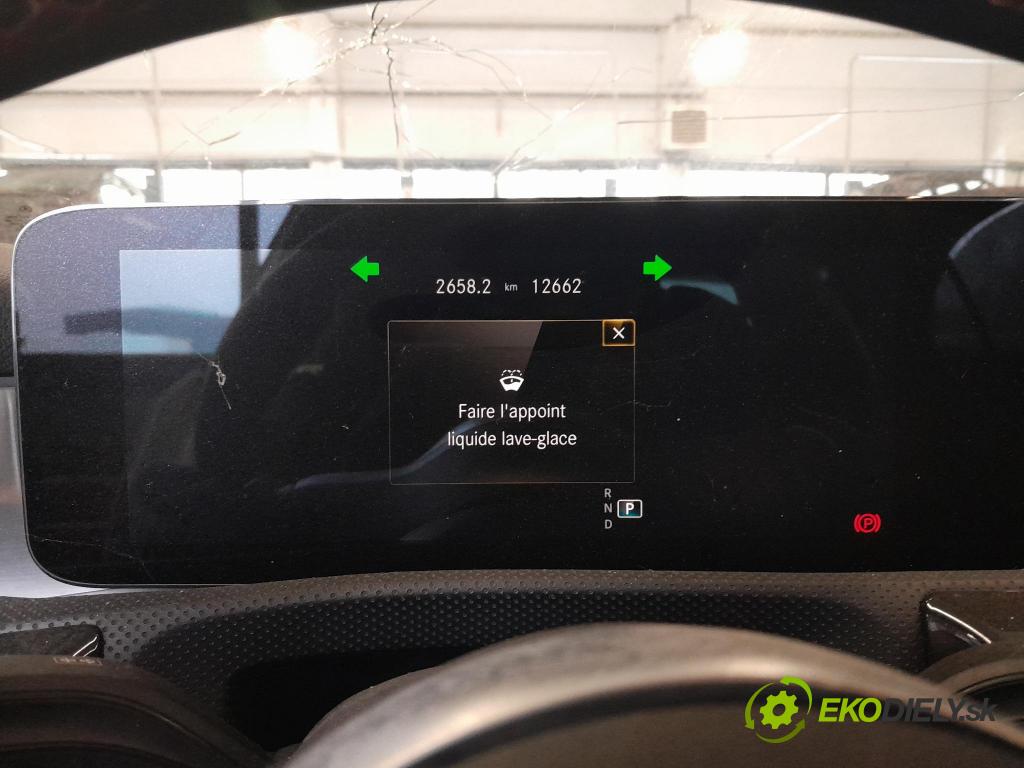 Mercedes A-klasa 2021 prístrojovka/ budíky A2479008211