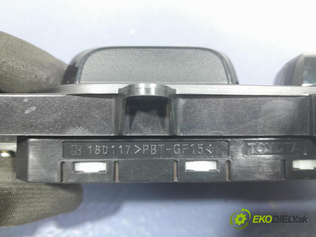 Lexus ES 2023 prepínač Foto: 