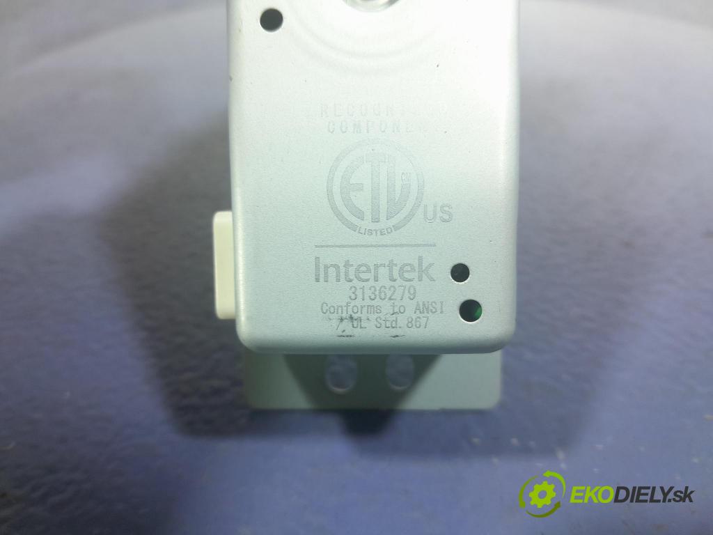 Lexus ES 2023 riadiaca jednotka 88051-48010