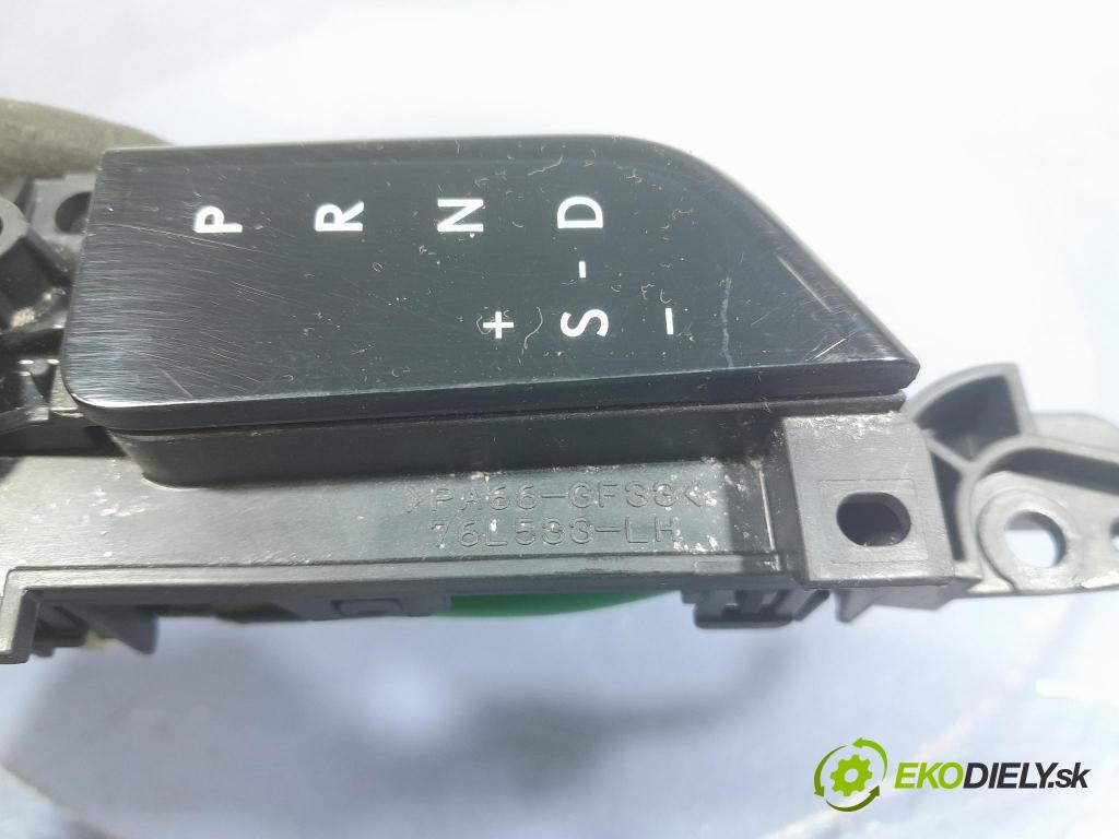 Lexus ES 2023 Páka: Zmeny: 76P692-LH