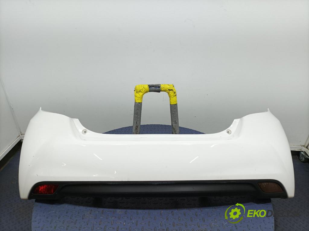 Toyota Yaris 2014 nárazník zad