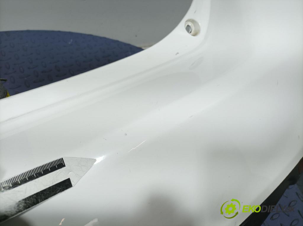 Toyota Yaris 2014 nárazník zad