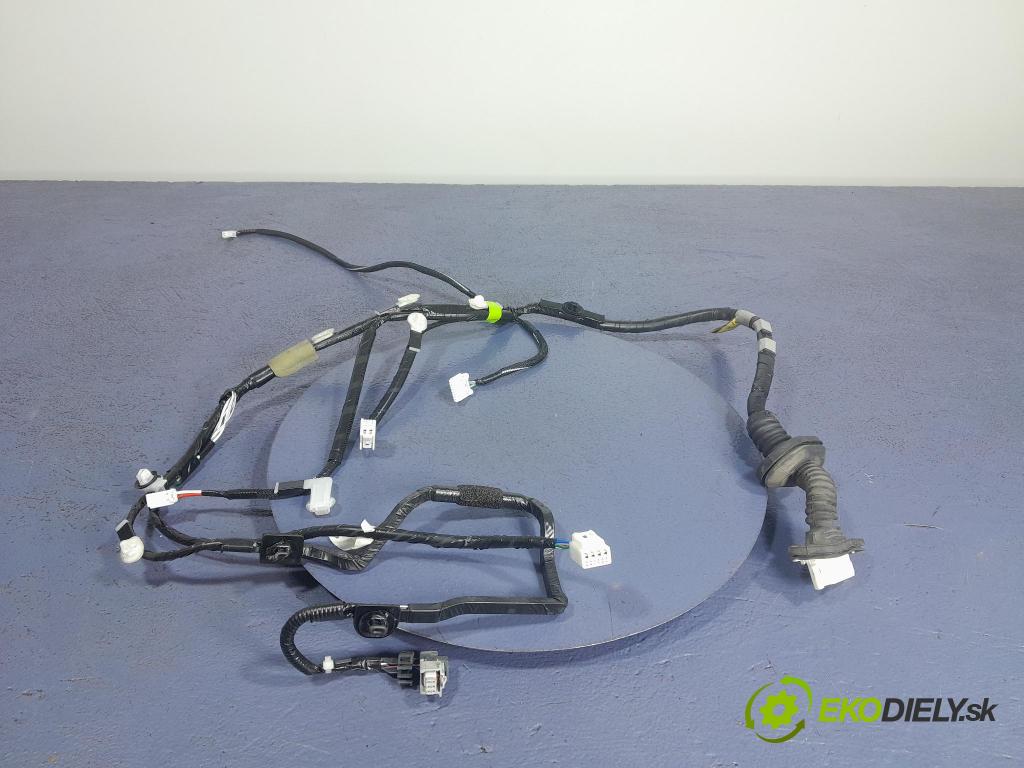 Lexus ES 2023 inštalácia Elektrický: 82154-33430