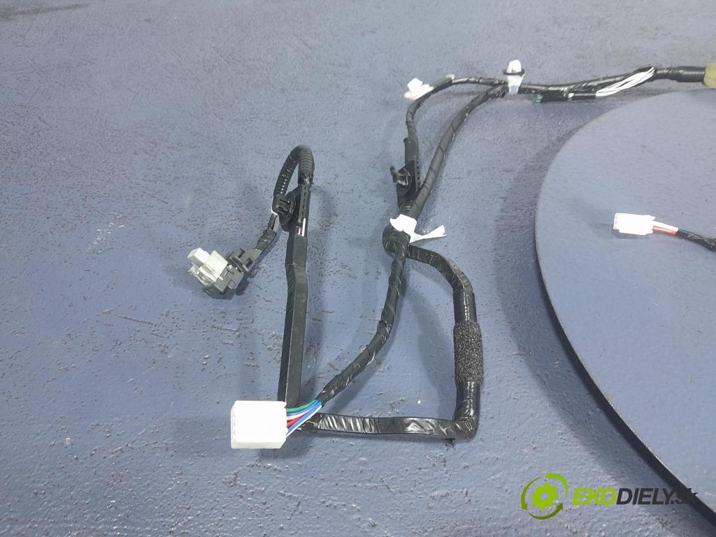 Lexus ES 2023 inštalácia Elektrický: 82154-33430