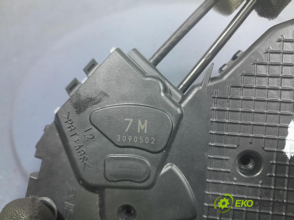 Lexus ES 2023 zámok dvere Predné Vľavo: 