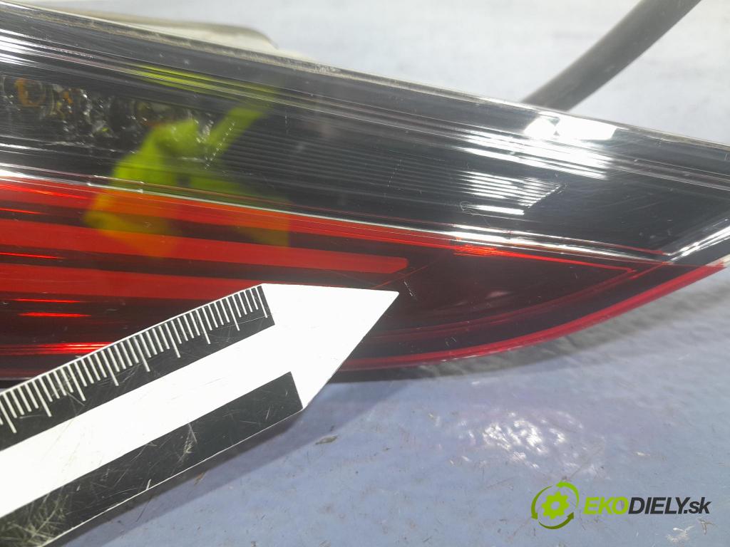 Lexus ES 2023 svetlo / reflektor zad ľavá Vnútri: