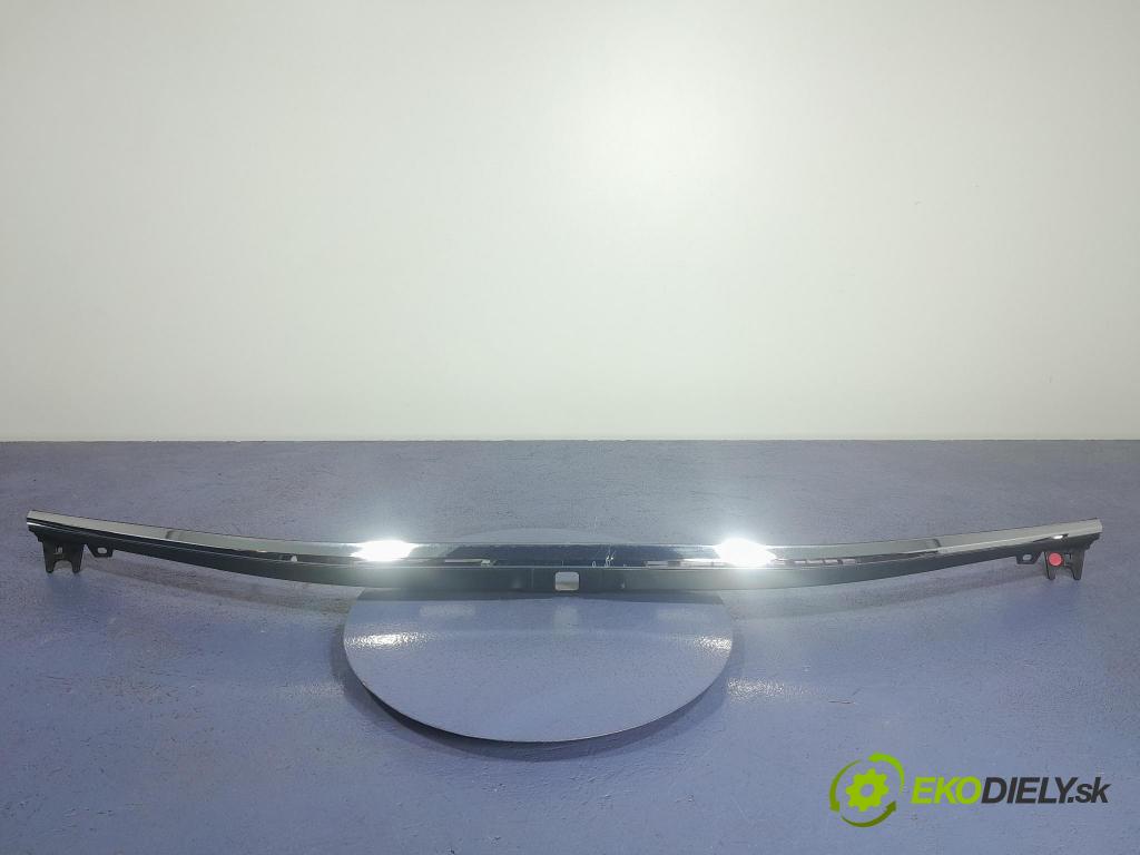 Lexus ES 2023 zaslepka: zad 76811-33320