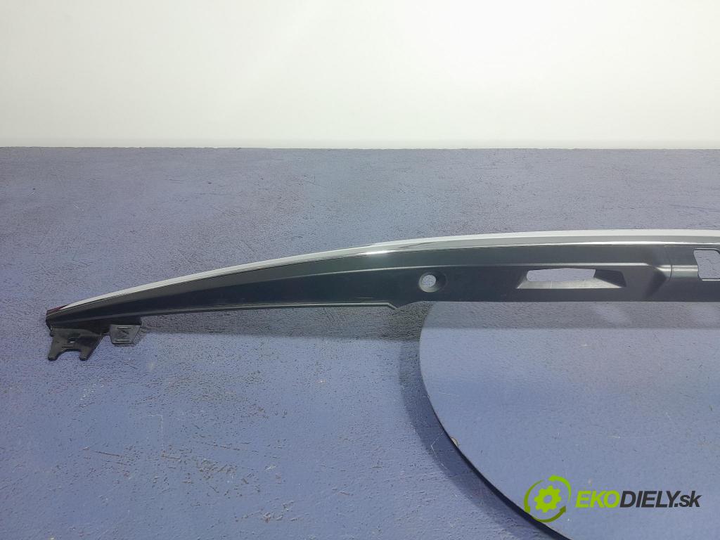 Lexus ES 2023 zaslepka: zad 76811-33320