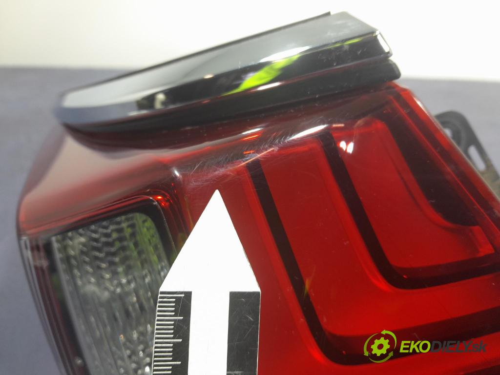 Lexus ES 2023 svetlo / reflektor zad ľavá Vonkajsia: