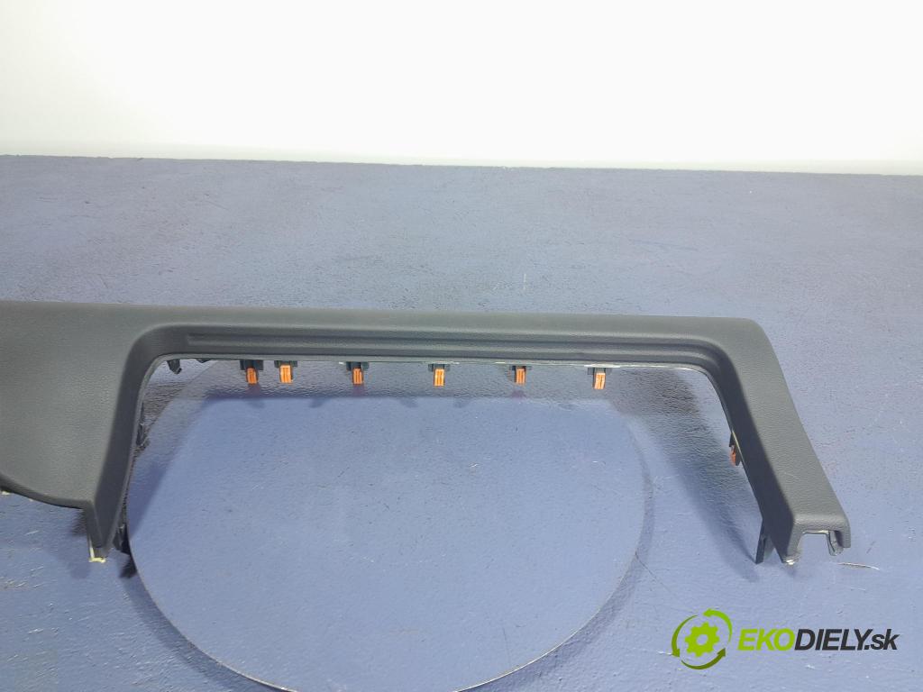 Lexus ES 2023 kryt Plast: Interiéry: 55303-33420
