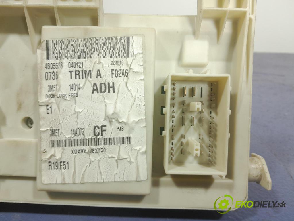 Ford C-max 2004 skrinka Poistky: 3M5T-14A073-CF