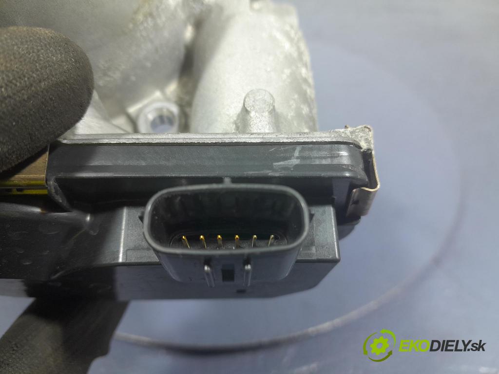 Lexus ES 2023 klapka 22030-25020