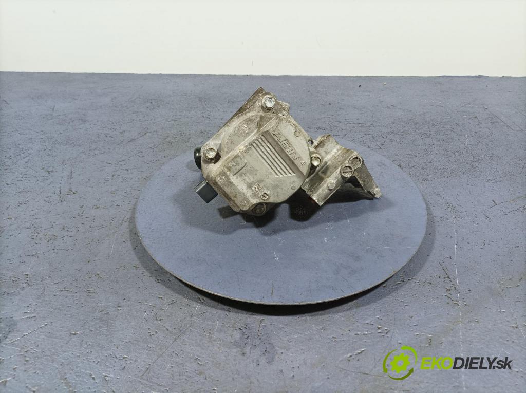 Lexus ES 2023 čerpadlo Voda: 