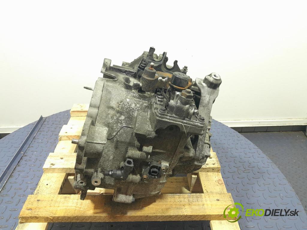 Volvo V40 2013 prevodovka Manualna D66R-7002-AA