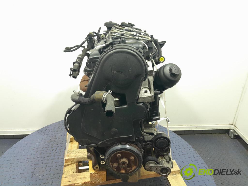 Volvo V40 2013 motor Diesel: D5204T6
