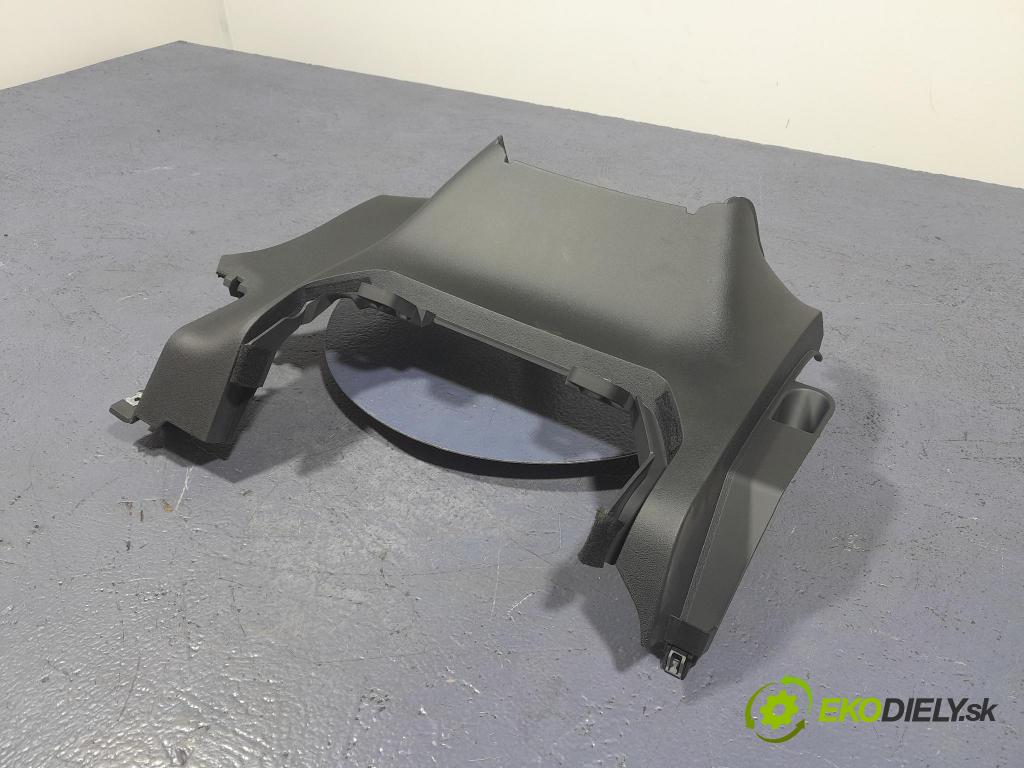 Volvo V40 2013 kryt Plast: Interiéry: 9123483