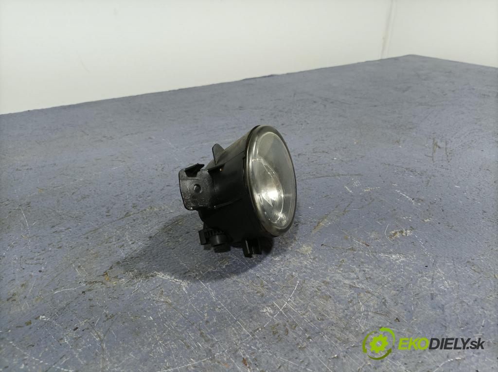 Nissan Navara 2019 Halogen Levý: 261558992A