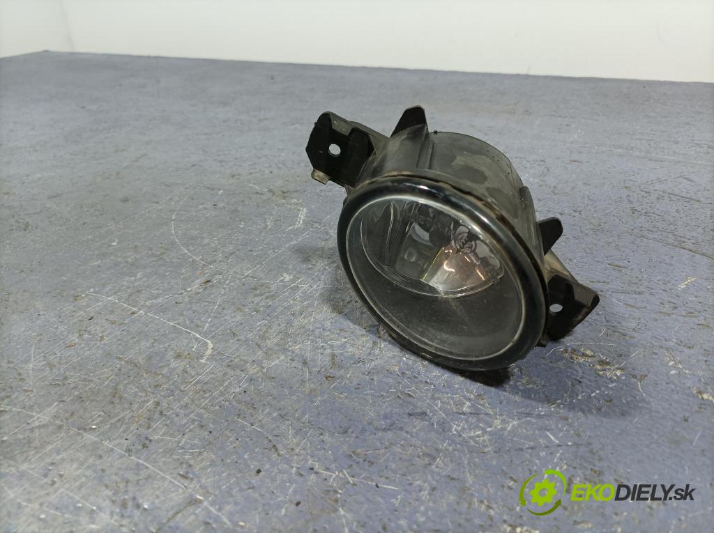 Nissan Navara 2019 Halogen v pravo: 261508992A