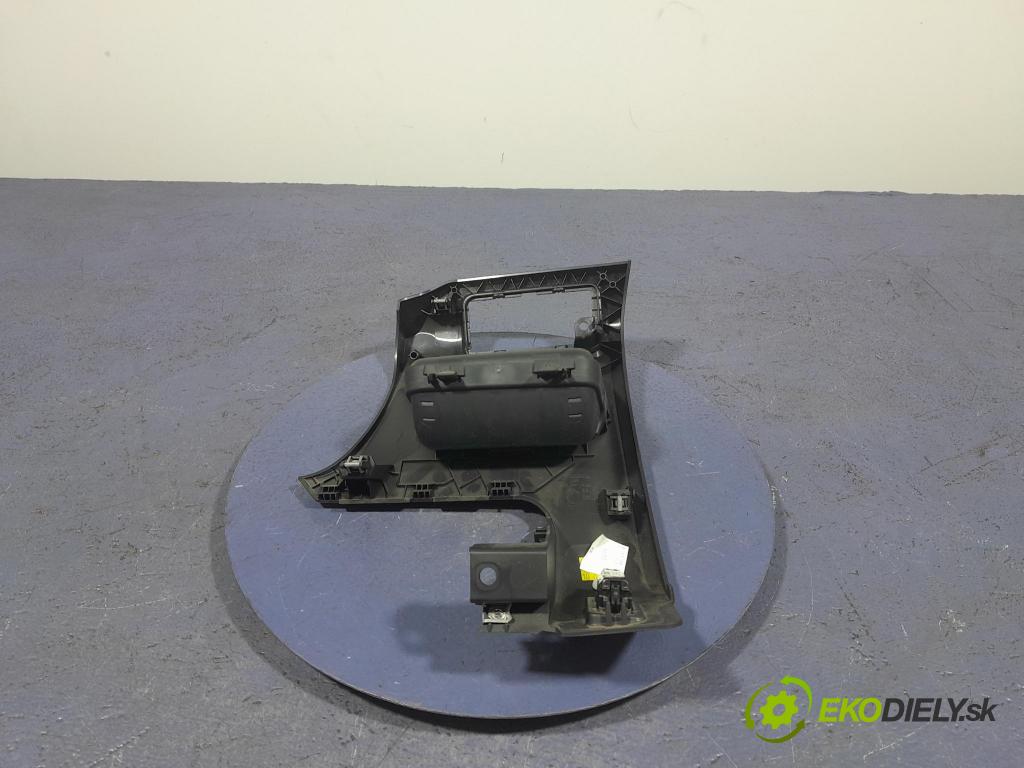 Volvo V40 2013 kastlík 8632975