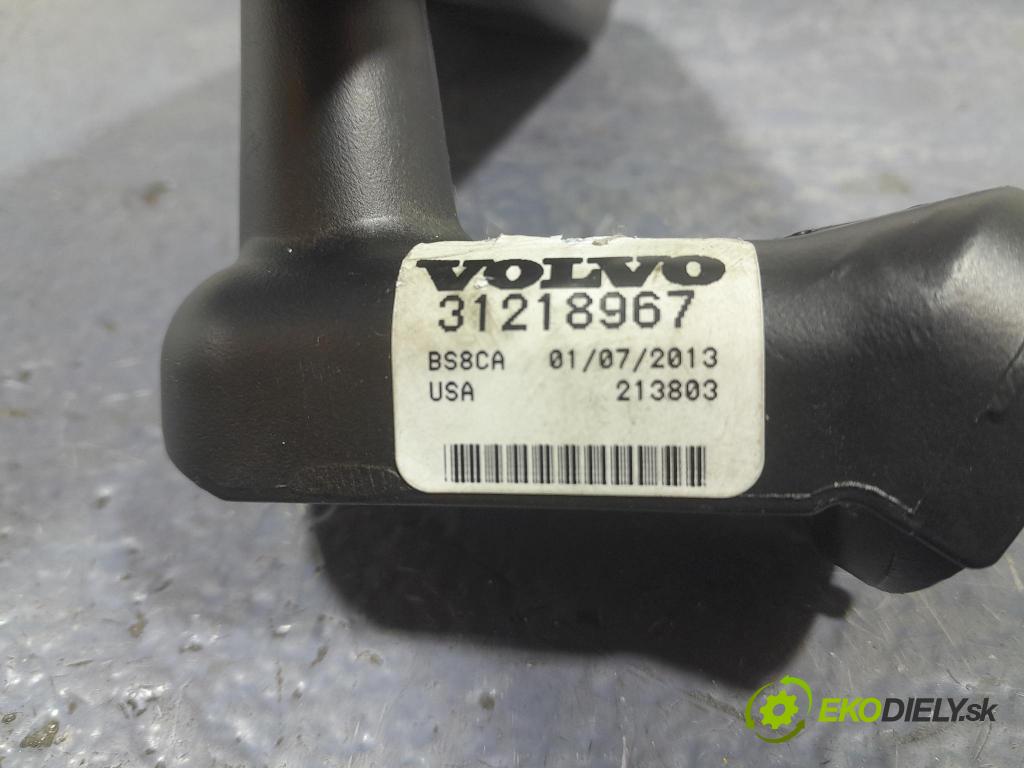 Volvo V40 2013 zrkadlo Vnútri: 31218967