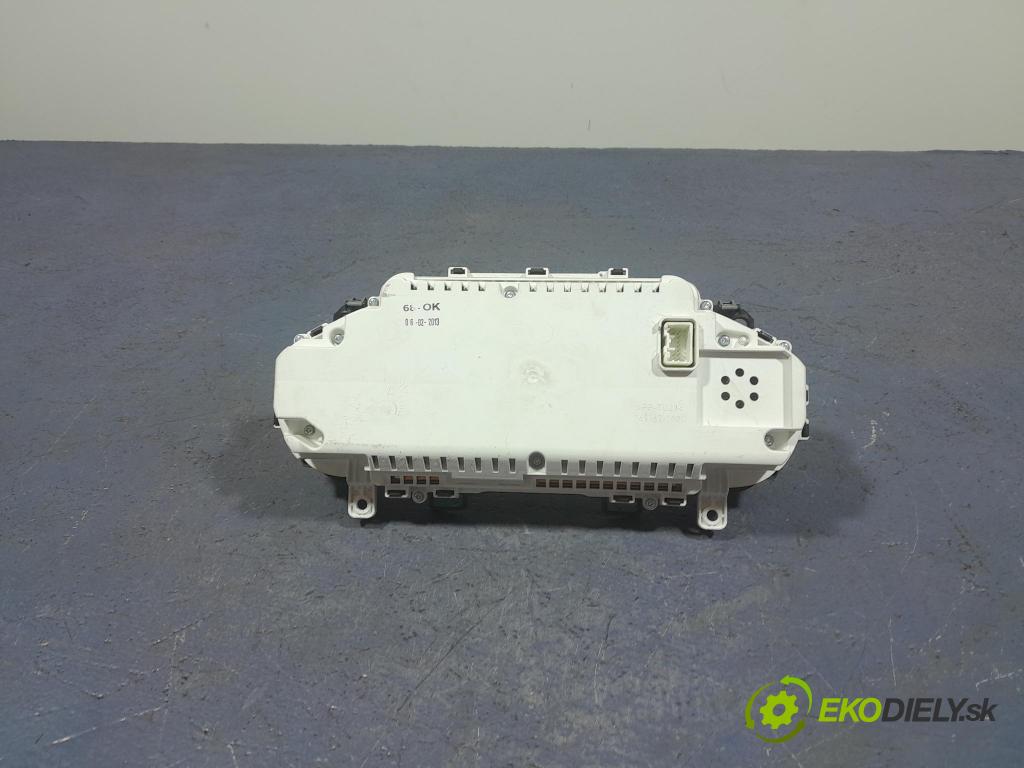 Volvo V40 2013 prístrojovka/ budíky 31376803