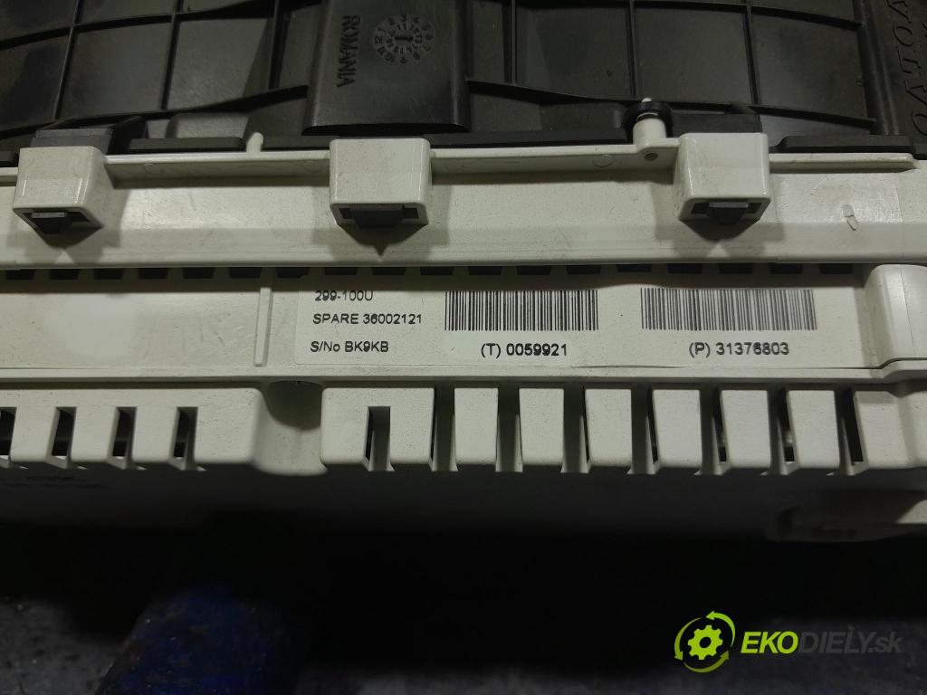 Volvo V40 2013 prístrojovka/ budíky 31376803