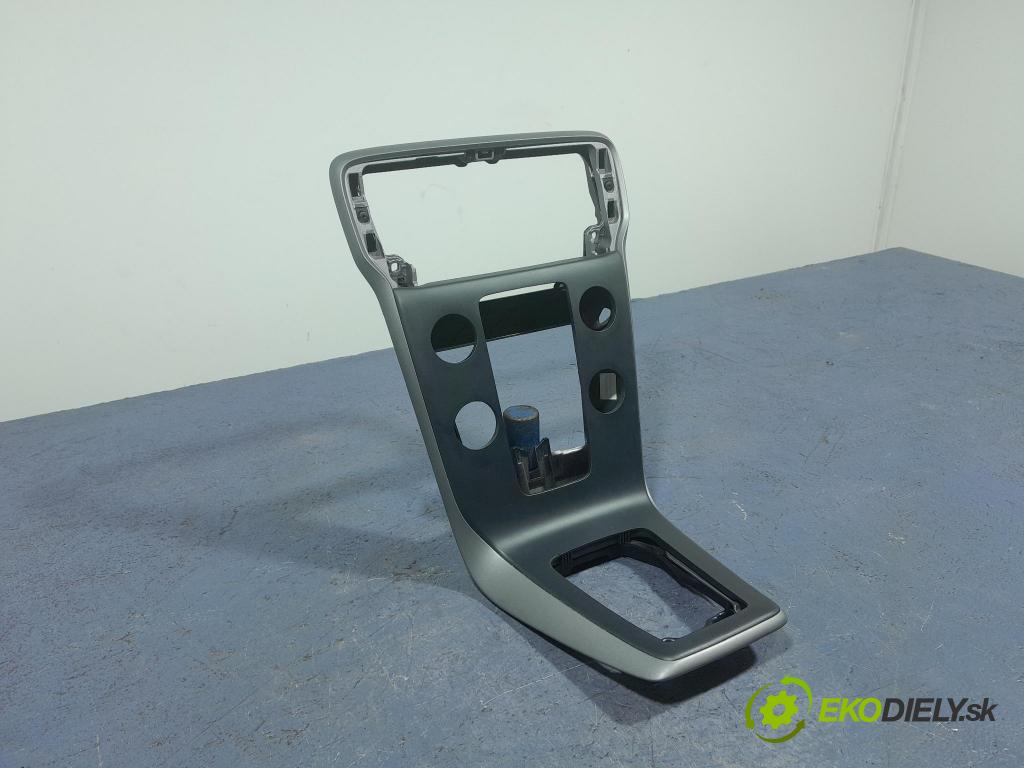 Volvo V40 2013 lišta Dekoratívní: Uvnitř 31306639