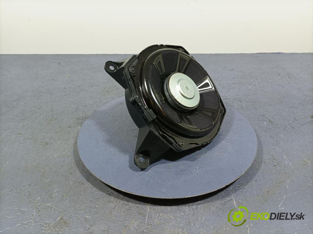 Mercedes A-klasa 2021 Reproduktor / Subwoofer: A2478203702