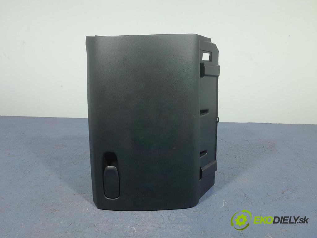 Volvo V40 2013 kastlík 39824225