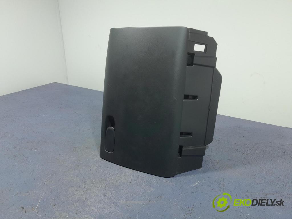 Volvo V40 2013 kastlík 39824225