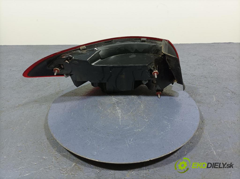 Mercedes A-klasa 2021 svetlo / reflektor zad Prava: Vonkajsia: A1779067000