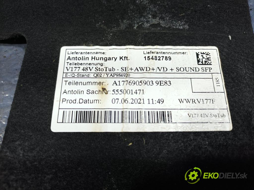 Mercedes A-klasa 2021 koberec do auta A1776905903