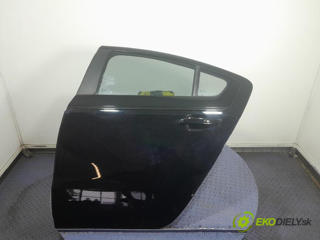 Opel Ampera 2013 dvere zad Vľavo: