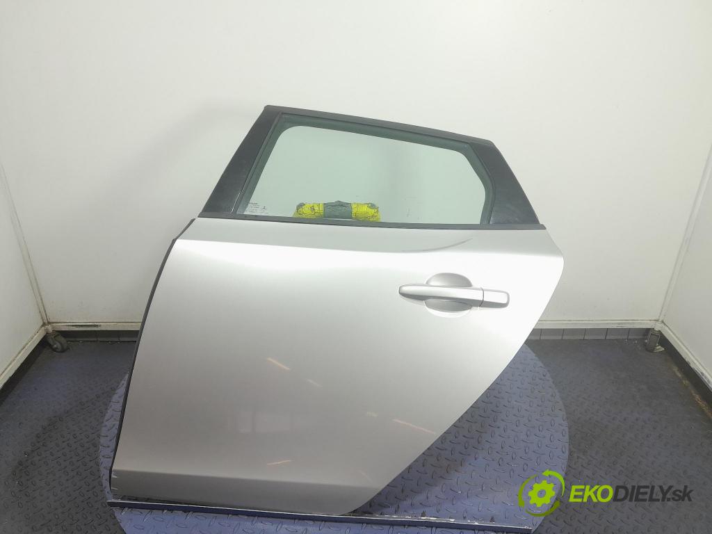 Volvo V40 2013 dvere zad Vľavo: