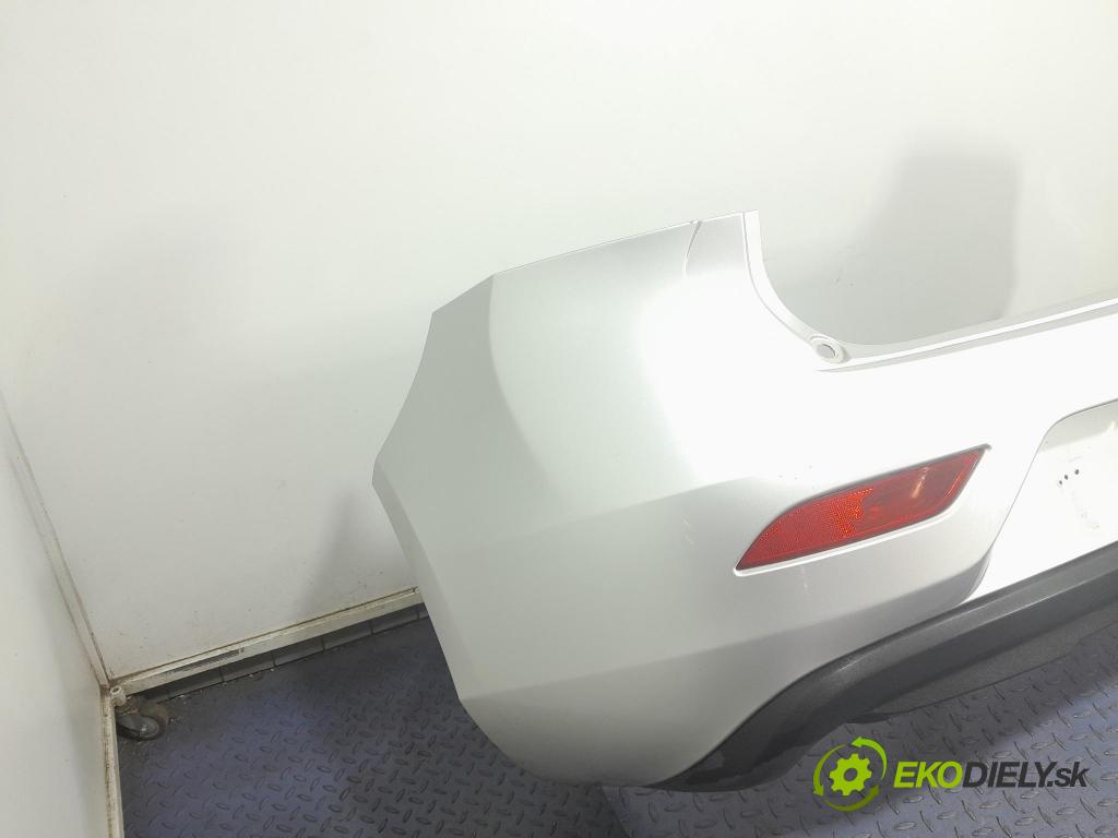 Volvo V40 2013 nárazník zad