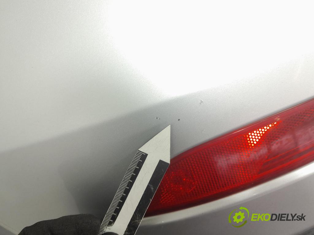 Volvo V40 2013 nárazník zad