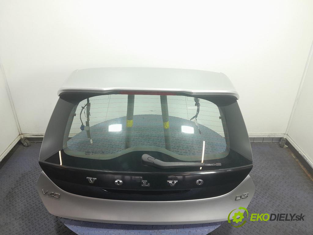 Volvo V40 2013 zadna dveře kufra: kufra: