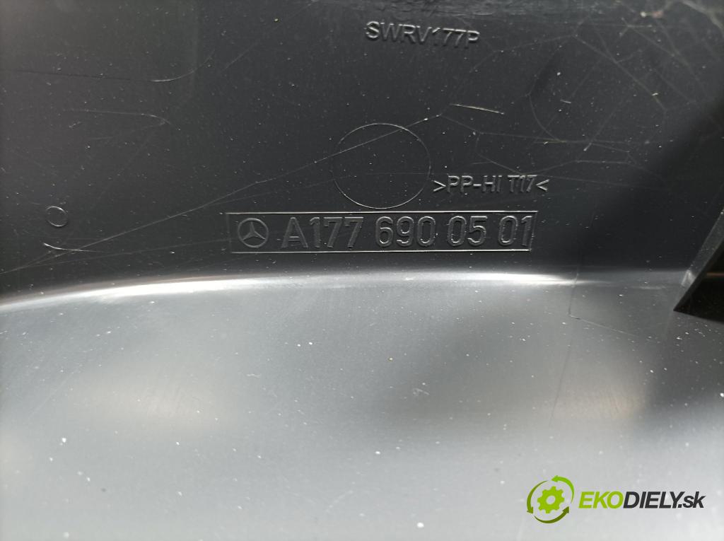 Mercedes A-klasa 2021 kryt Plast: Interiéry: A1776900501