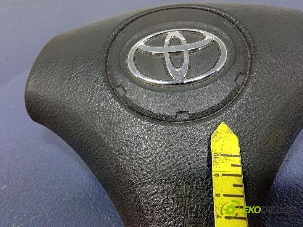 Toyota Corolla 2003 Airbag: Řidiči: x 1401210