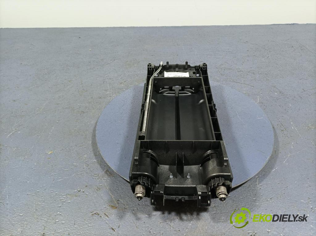 Mercedes A-klasa 2021 operadlo A1776806603
