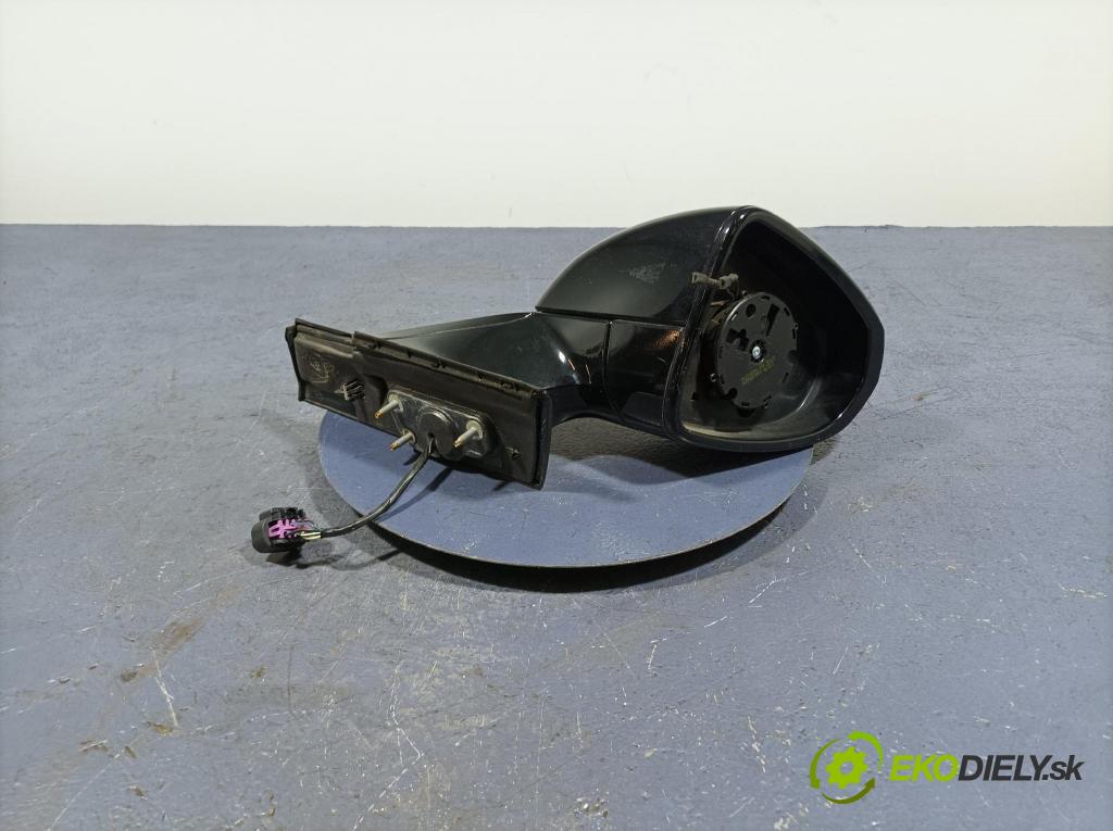 Opel Ampera 2013 zrkadlo pravé