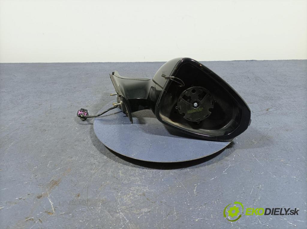 Opel Ampera 2013 zrkadlo pravé