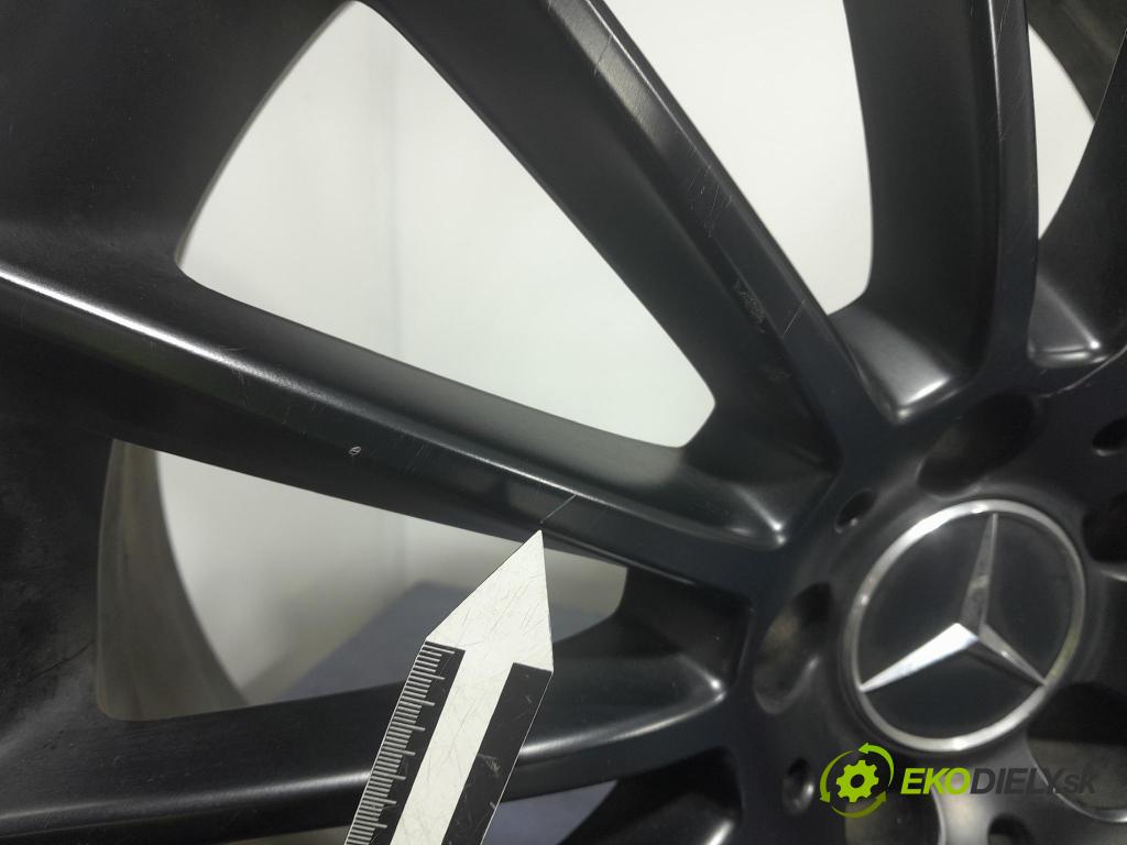 Mercedes A-klasa 2021 Ráfiky: Hlinikové: A1774011900