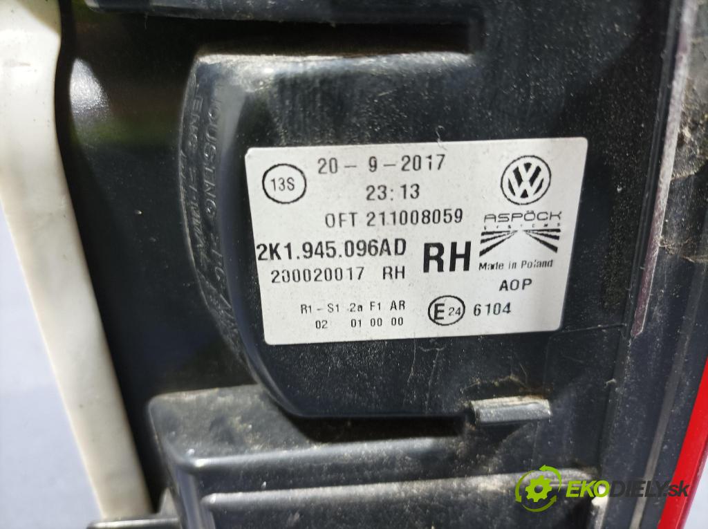 Vw Caddy 2016 svetlo / reflektor zad Prava: Vonkajsia: 2K1945096AD