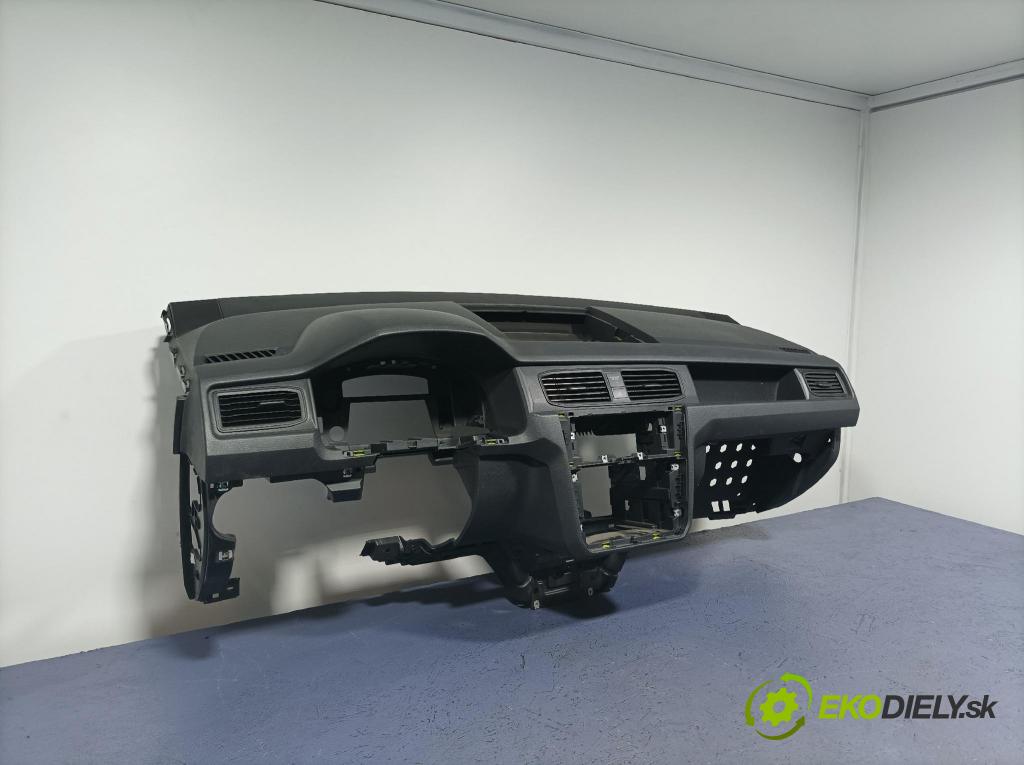 Vw Caddy 2016 kokpit,pristrojová doska