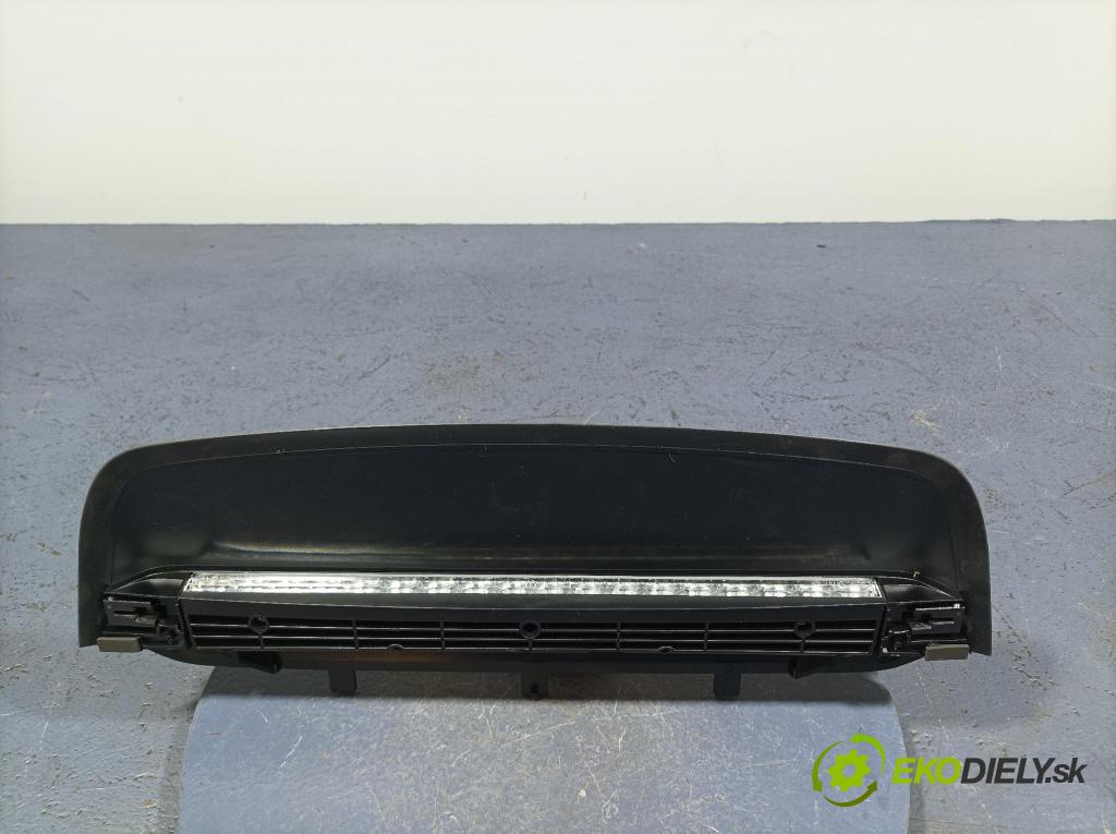 Mercedes A-klasa 2021 Svetlo: Stop: A1779067504