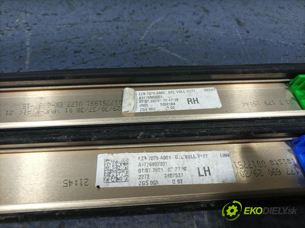 Mercedes A-klasa 2021 lišta Dekoratívne: A1776902901