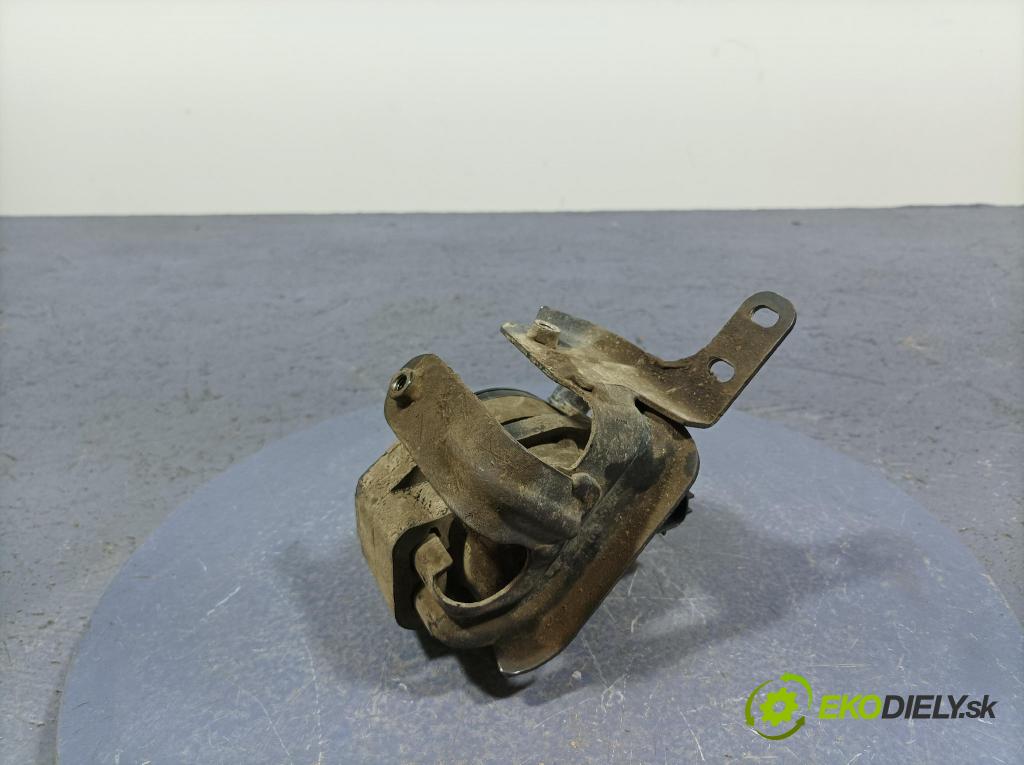 Nissan Navara 2019 čerpadlo Voda: 21580-5JU0A