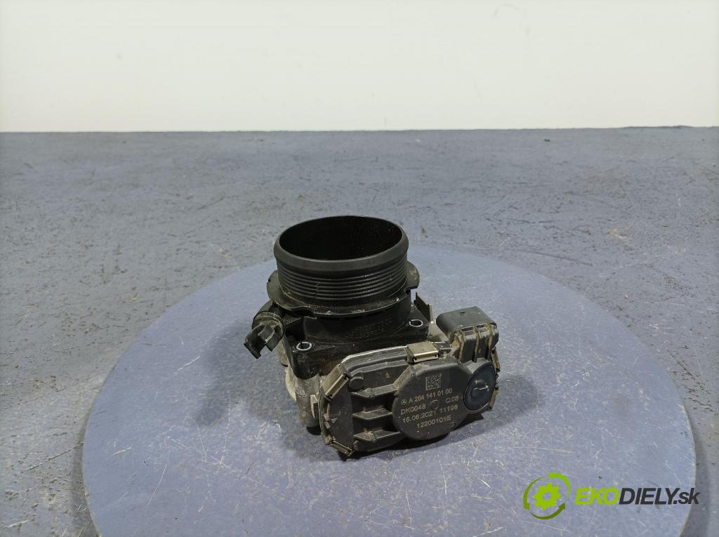 Mercedes A-klasa 2021 klapka A2641410100